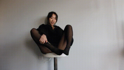 Nylon Cum Countdown
