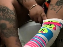 Amateur Foot Fetish Girlfriend Sucks and gives a Footjob