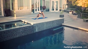 Nicole Aniston went to a vacation without her husband, so she could cheat on him