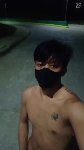 Late night road side cruising wank, finishing with a intense cumshot