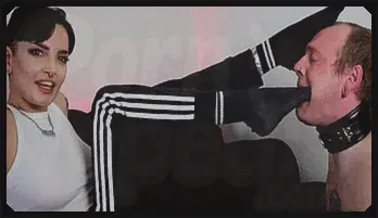 Gothic Domination: Petite Hunter Bradley Smells & Licks Socks & Feet Fetish