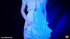 Cosplay Bunny Girl Mollyredwolf sucks big dick hard and deep