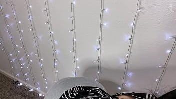 Asian Tailor wants you to cum on her ass