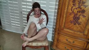 Step - Mom suck my toes