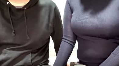Senior circle at her place turned into a busty blowjob surprise