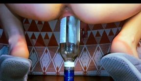 18-year-old wife loves to jump on the largest bottle