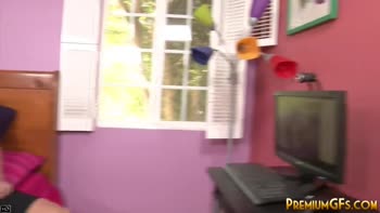 Jessica Moore Gangbang Frenzy: Hardcore Blowbang and Cumshot