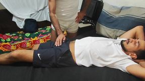 dei gostoso para meu amigo hetero que estava detado na minha cama