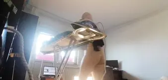 Hottest Sexy Milf Dances Naked and Masturbates with a Vibrator