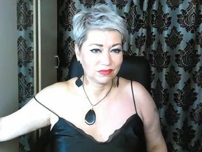 Mature slutty bitch AimeeParadise in a private show ...