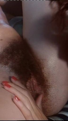 Moana Pozzi and Milly D'abbraccio: Hot Lesbian Games
