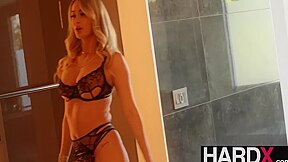 Insatiable Babe Natalia Starr Gets Her Tight Pussy Stuffed By Big Cock 15 Min