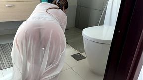 Stepmom&rsquo_s Private Cleaning Routine in a Transparent Robe