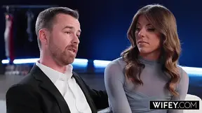 Hot wife Jessie handles BBC in front of hubby