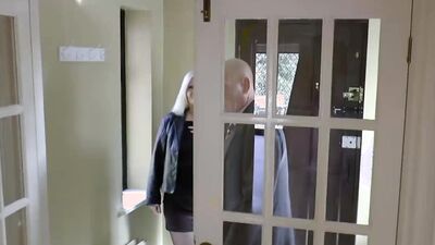 British Blonde MILF Maggie Moon Hardcore With Sam Bourne
