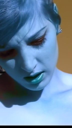 Hot Tongues for Super Wet Pussies