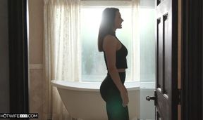 Watch Ella Reese's deep throat & gagging as her hotwifeXXX gets roughed up and squirts like a fire hose!