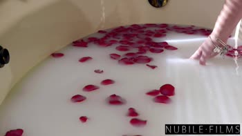 Brooke Wylde's Sultry Siren Seduction: Titty Fucks & Multiple O's