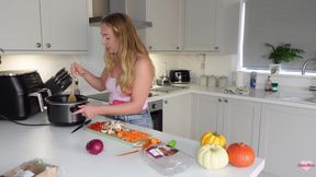 Cooking with Stepmommy Free Video