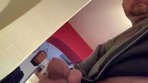 Big CockGay Masturbates To Massive cumshot In Direct Link Action