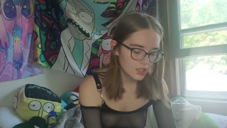 🌹💦Squirting With My Amazing New Rose Toy 💦🌹- Izzy Hellbourne