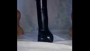 A huge (32/7cm) dildo fits completely into my greedy pussy