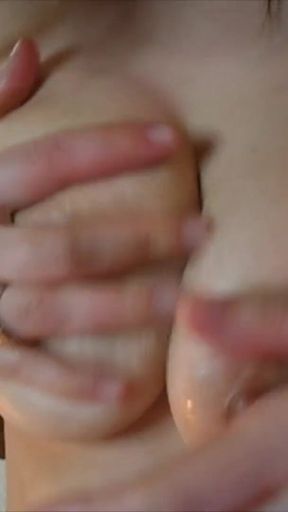 Mellita Needs Finger in Her Anus