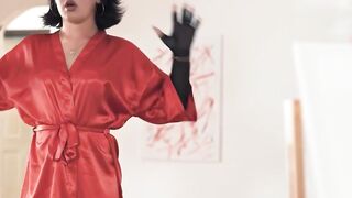 BREATHLESS INTO DESIRE Siri Dahl Succumbs to Chiseled Ladyboy Temptress Daisy Taylor Spanish Subtitled Epic