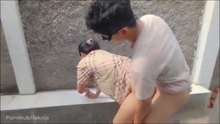 Bilangnya crot diluar, tapi...