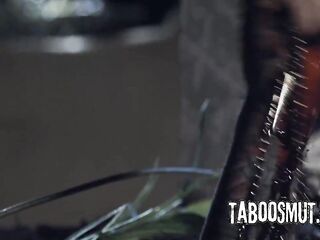 Coarse Foursome At The Graveyard