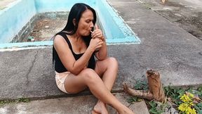 I was smoking and ended up scratching my feet (3)