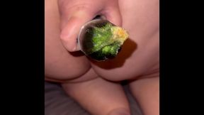 devine dans quel trou je mets cette enorme concombre