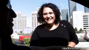 BBW GF takes taxi ride & meat in snatch