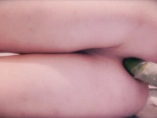 Solo femboy using cucumber as a vibrator anal????