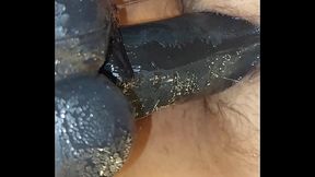 Насильно трахнули огромным дилдо