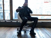 English Leather Master - Leather glove and trainer preview