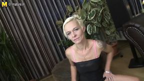 Slim mature stepmom with small saggy tits and dildo