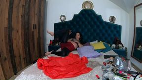 milfycalla -workout clothes try on with pee fetish