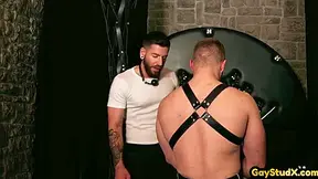 Top Muscled Tattooed Stud Barebacks His Cocksucking Bf