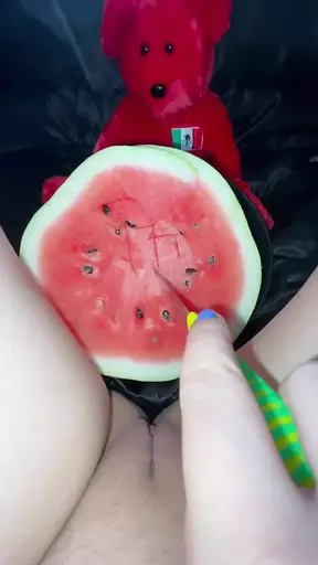 ???? WATERMELON MULTIPLY HOMEMADE FEMALE ORGASMS- FULL ARAB LONG PORN VIDEO 2025- BEST SAUDI AMATEUR- ARABIAN SNOWWHITE KINKY MAST