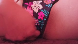 College girl masturbates at sunset having mini squirts