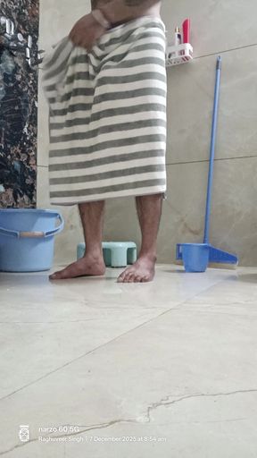 Desi Gay masterbation show with neighbour