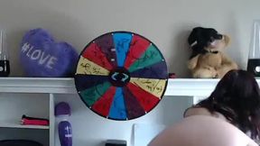 Curvy Cutie Shows Perfect Tits