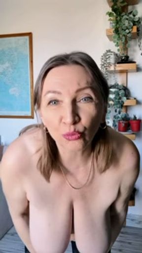 Slutty Mature Secretary Seduces Her Boss With Her Huge Tits