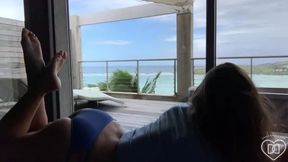 Com Island MILF and Teen Share Travel Vibe Orgasm