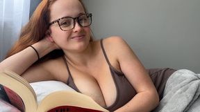 Mom's Wet Dream: Red-Hot Step-Mom Sucks Cock&#x1F346; During Family Snooze