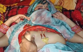 Beautiful Indian Bhabhi Night Fucking Full Hindi Video