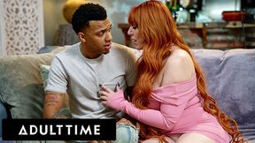 Cutesy Lauren Phillips and Lawson Jones at standing fuck clip