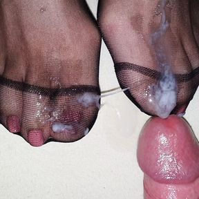 Cum on nylon feet #15