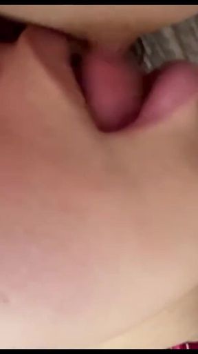 Mujer Pide Que Le Toque Los Pezones